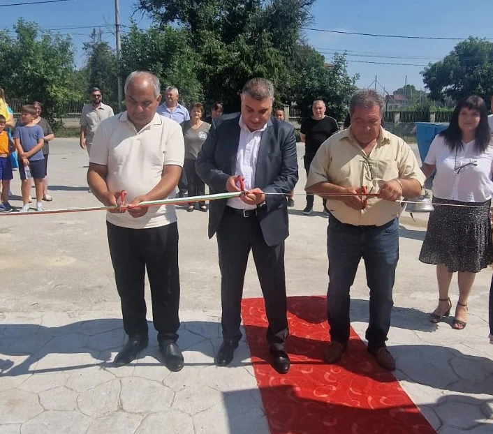 Първа копка на пътно строителство в община Каолиново